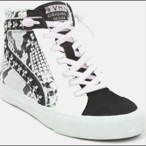 Vintage Havana Scarlett